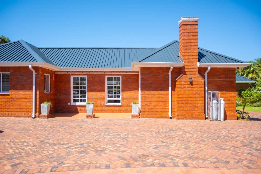 5 Bedroom Property for Sale in Walmer Eastern Cape